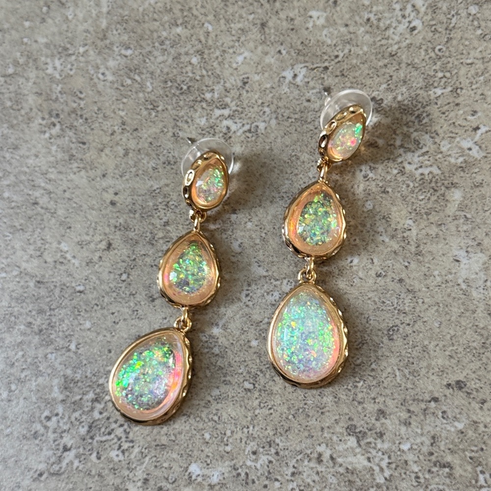 💖4/$30 NEW Elegant Gold and Drop Earrings